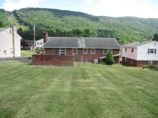 1234 LARCHMONT ST, BLUEFIELD, WV 24701, photo 4 of 20