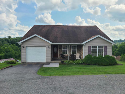 211 HIGHVIEW RD, BLUEFIELD, WV 24701 - Image 1