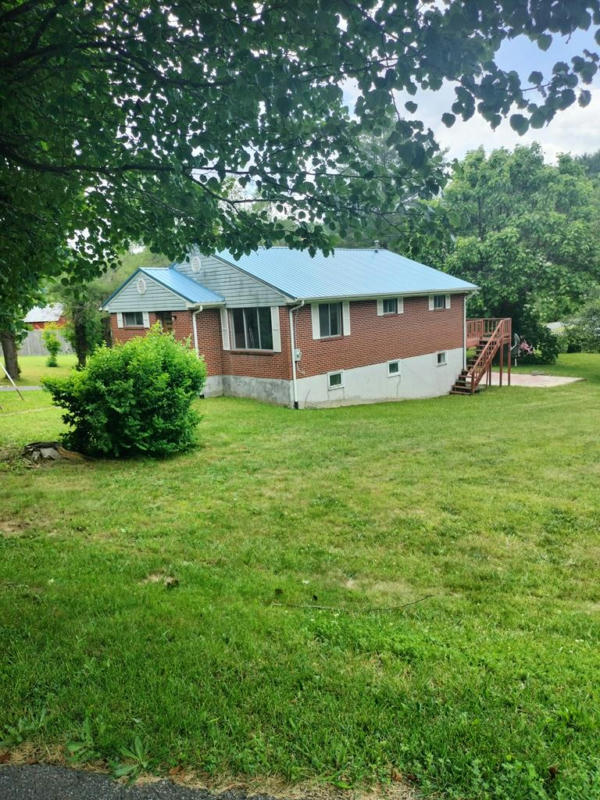 102 PERIWINKLE RD, PRINCETON, WV 24739, photo 1 of 31