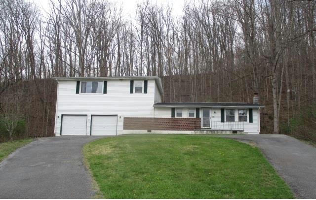 191 OVERVIEW CT, BLUEFIELD, WV 24701, photo 1 of 10