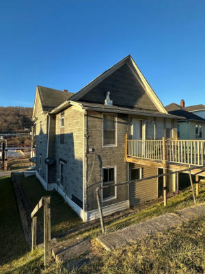 1017 HIGHLAND AVE, BLUEFIELD, WV 24701, photo 4 of 35